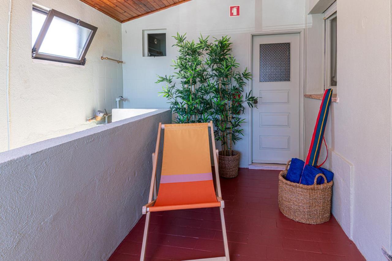 Apartamento Fortaleza Сесимбра Екстериор снимка